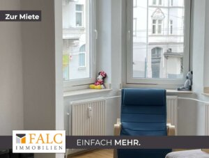 Exklusive lichtdurchflutete 3 Zimmer Wohnung mit Balkon in zentraler Lage